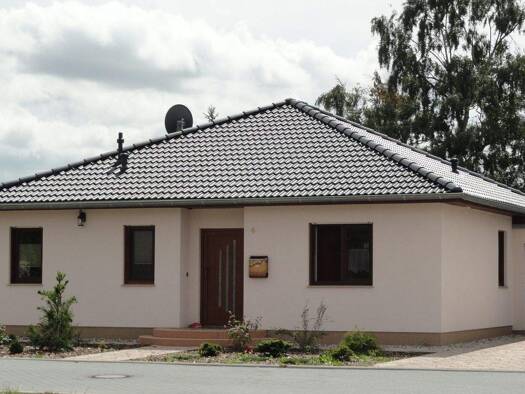 Bungalow zum Kauf provisionsfrei 299.900 € 3 Zimmer 80 m² 517 m² Grundstück Am Bahnhof Seelingstädt Trebsen/Mulde 04687