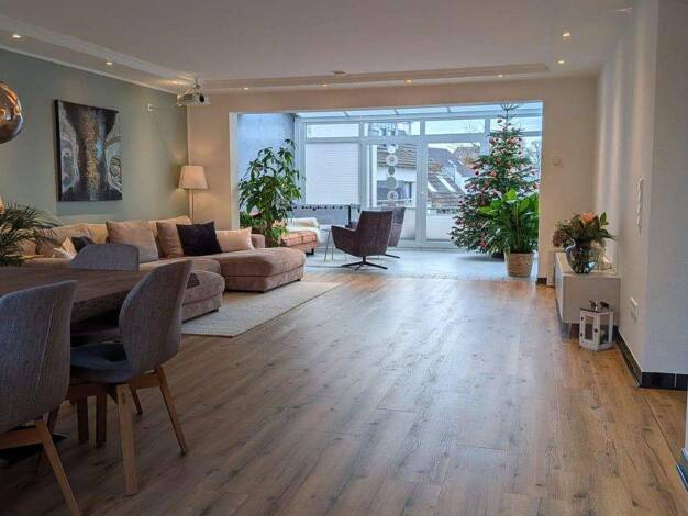 Maisonette zum Kauf provisionsfrei 945.000 € 5 Zimmer 240 m² 1. Geschoss Pulheim 50259