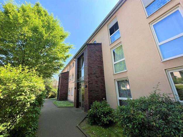 Wohnung zur Miete 805 € 4,5 Zimmer 91,4 m² 2. Geschoss Grafenwerther Straße 10 Beeckerwerth Duisburg 47139