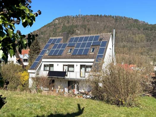 Einfamilienhaus zum Kauf 498.000 € 7 Zimmer 250 m² 1.311 m² Grundstück frei ab 30.09.2026 Annweiler Annweiler am Trifels 76855