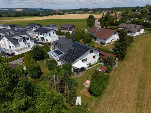 Mehrfamilienhaus zum Kauf 1.668.000 € 14,5 Zimmer 450 m² 944 m² Grundstück frei ab 01.01.2027 Sulpach Baindt 88255