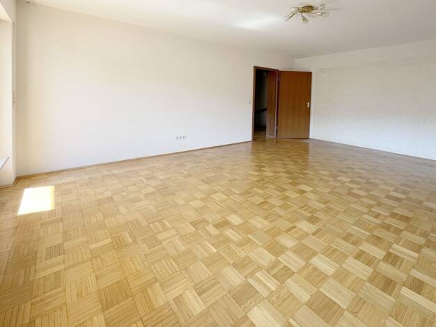 Reihenmittelhaus zum Kauf 209.000 € 7 Zimmer 142 m² 261 m² Grundstück Niederstetten 97996