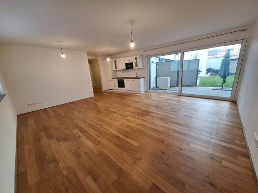 Wohnung zur Miete 1.200 € 2 Zimmer 76,2 m² frei ab sofort Illertissen 89257