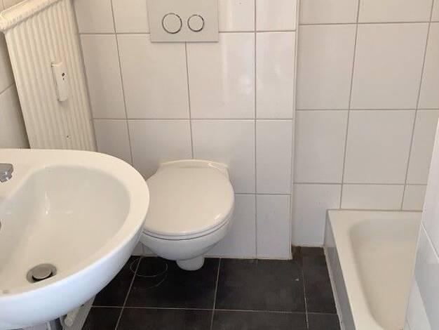 Wohnung zur Miete 764 € 2 Zimmer 55 m² 5. Geschoss frei ab 26.09.2026 Rebstöcker Weg 1 Rödelheim Frankfurt am Main 60489