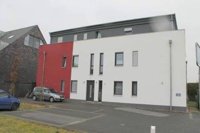 Wohnung zur Miete 670 € 3 Zimmer 69 m² Dachgeschoss, 1. Geschoss frei ab sofort Neuhardenbergstr. 2 Hamminkeln Hamminkeln 46499