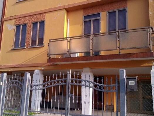 Einfamilienhaus zum Kauf 245.000 € 8 Zimmer 180 m² 380 m² Grundstück Boccasette 45018