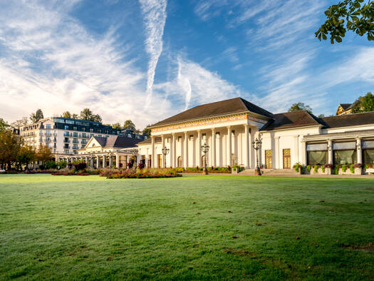 Hotel zum Kauf 1.950.000 € 14 Betten 100 m² Gastrofläche Innenstadt Baden-Baden 76530