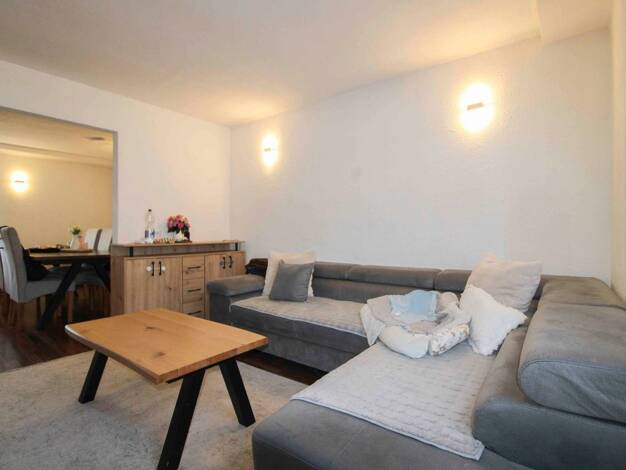 Doppelhaushälfte zum Kauf 225.000 € 2 Zimmer 73,4 m² 144,1 m² Grundstück Pfalzgrafenweiler Pfalzgrafenweiler 72285