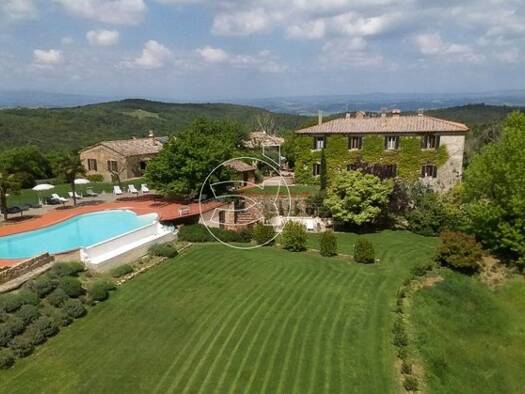 Bauernhaus zum Kauf 7.200.000 € 60 Zimmer 1.800 m² 1.600.000 m² Grundstück Siena