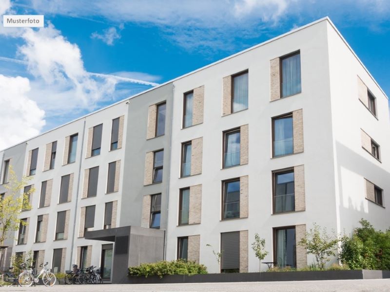 Haus zum Kauf provisionsfrei 110.000 € 369 m²<br/>Wohnfläche 1.262 m²<br/>Grundstück Nord Rudolstadt 07407