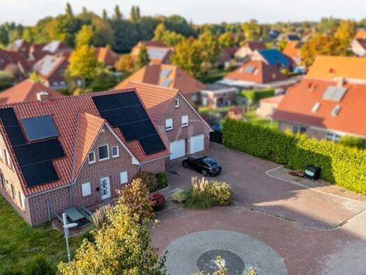 Einfamilienhaus zum Kauf 499.900 € 7 Zimmer 246,9 m² 690 m² Grundstück Upgant-Schott 26529