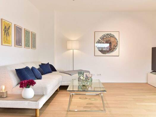 Wohnung zur Miete Wohnen auf Zeit 3.210 € 3 Zimmer 87 m² frei ab sofort Mülheim Köln 51065