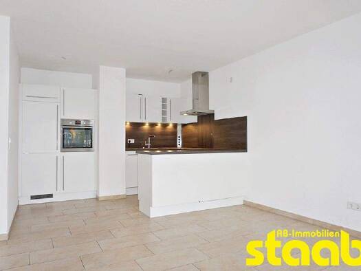 Wohnung zur Miete 795 € 3 Zimmer 72,2 m² 5. Geschoss frei ab 01.03.2026 Innenstadt Aschaffenburg 63739