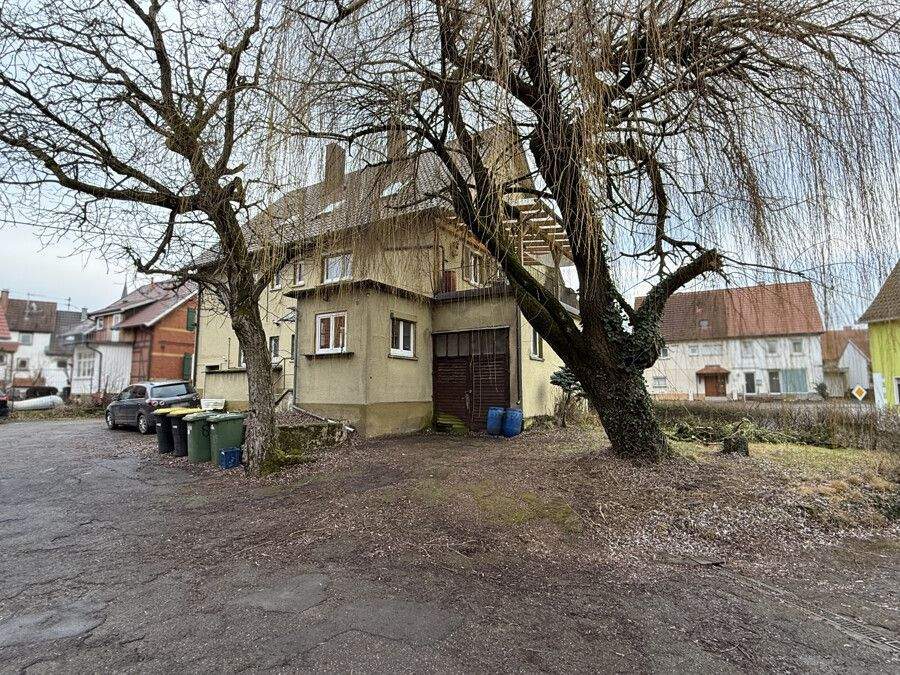 Immobilie in Affalterbach - Hofleben! Hofstelle mit 3-Familienhaus und Nebengebäuden in Affalterbach - Bild 1