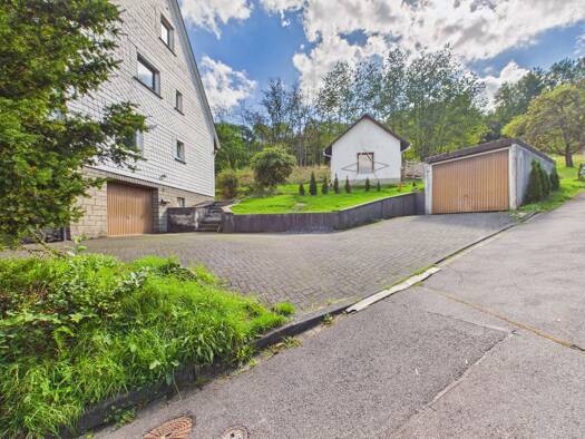 Einfamilienhaus zum Kauf 179.000 € 5 Zimmer 124 m² 1.741 m² Grundstück Daaden 57567