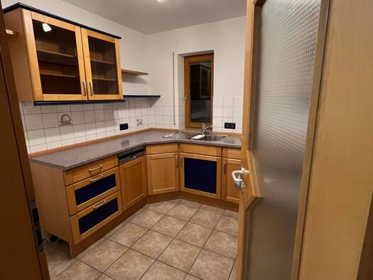 Wohnung zur Miete 1.100 € 3 Zimmer 72 m² Geschoss 1/4 frei ab 01.02.2026 Traunreut 83301