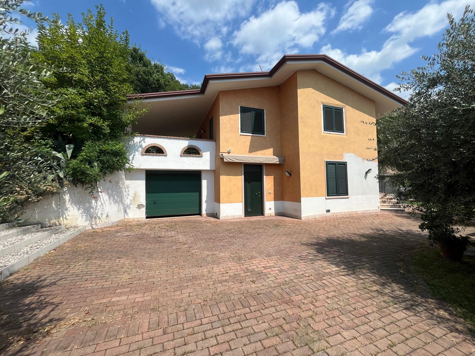 Villa zum Kauf 520.000 € 5 Zimmer 146 m²<br/>Wohnfläche 1.600 m²<br/>Grundstück Rivoli Veronese 37010