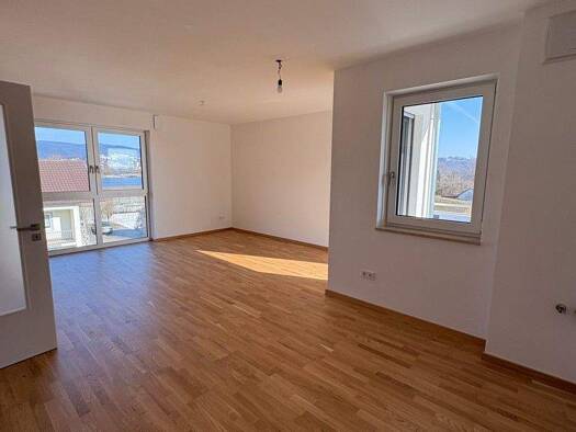 Wohnung zur Miete 955 € 3 Zimmer 76,4 m² 1. Geschoss frei ab sofort Fischerdorf Deggendorf 94469