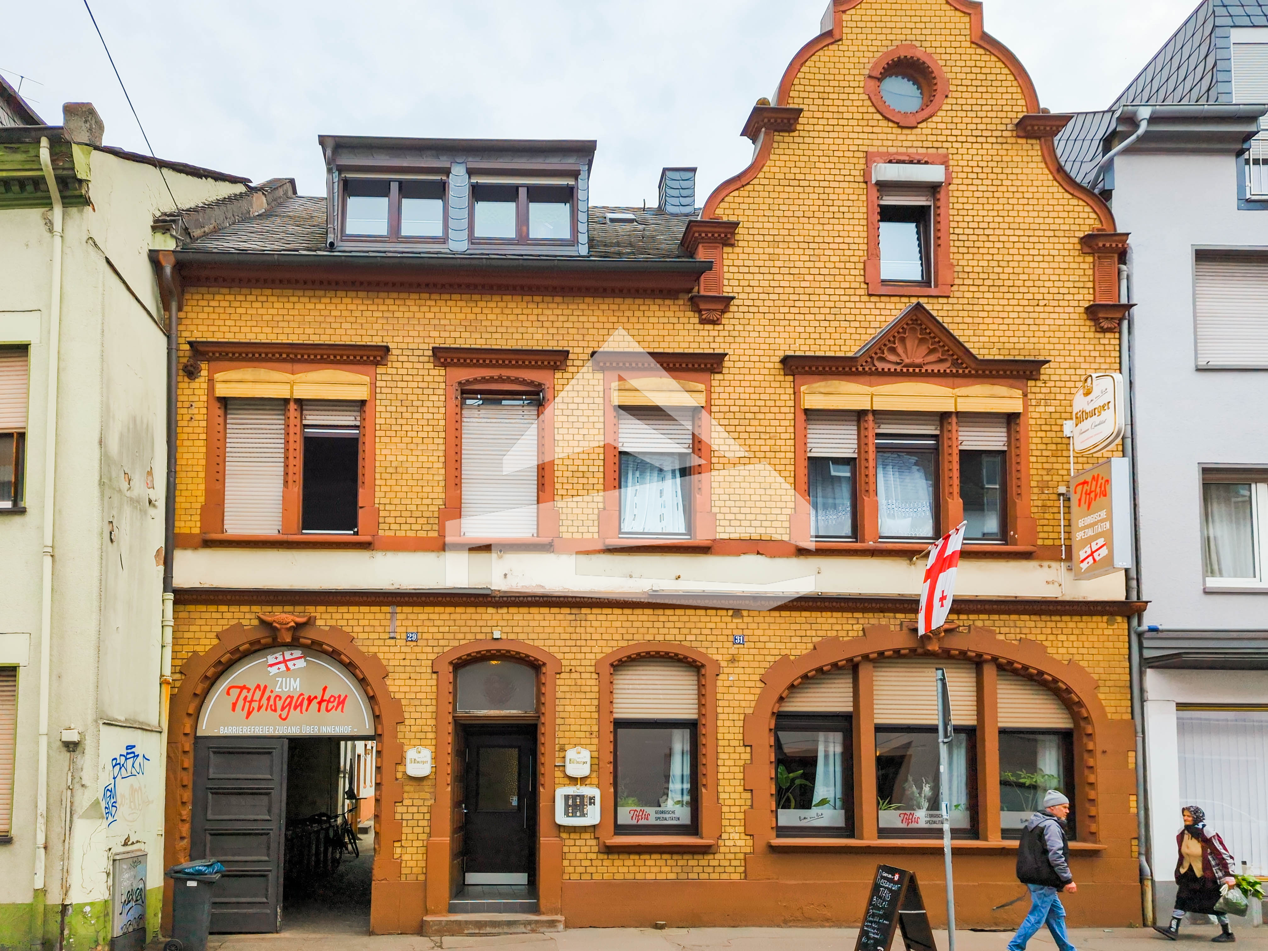 Mehrfamilienhaus zum Kauf als Kapitalanlage geeignet 1.800.000 € 25 Zimmer 780 m²<br/>Wohnfläche 790 m²<br/>Grundstück Matthias 3 Trier 54290