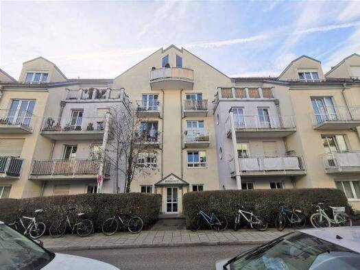 Wohnung zur Miete 1.390 € 2 Zimmer 73 m² 3. Geschoss frei ab 01.04.2026 Berchtesgadener Straße 8 Untergiesing-Harlaching München 81547
