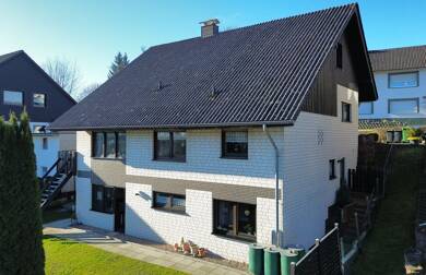 Haus zum Kauf 180.000 € 6 Zimmer 168 m² 732 m² Grundstück Westheim Marsberg 34431