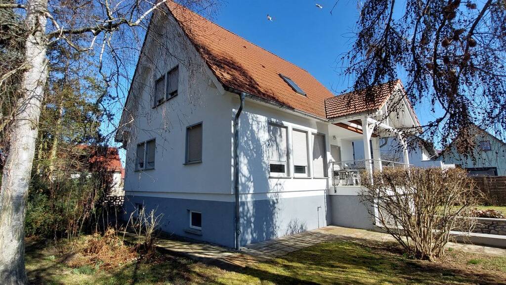 WG-Zimmer zur Miete 800 € 2 Zimmer 90 m² Geschoss 1/2 frei ab sofort Azmannsdorf Erfurt 99098