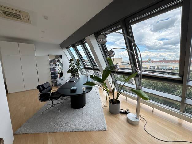 Wohnung zur Miete 2.710 € 3 Zimmer 146,9 m² 6. Geschoss frei ab 01.09.2026 Mitte Berlin 10117
