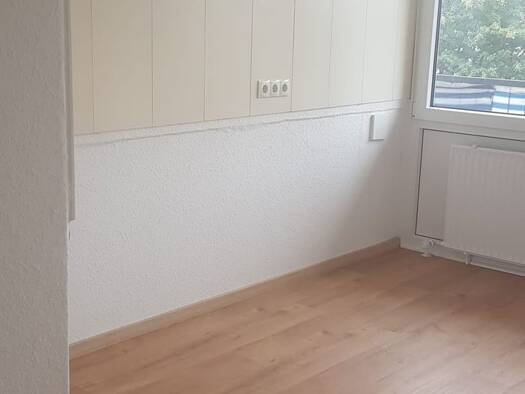 Wohnung zur Miete 800 € 3 Zimmer 97 m² Geschoss 3/5 frei ab sofort Rickmersstraße 57 a Lehe Bremerhaven 27568