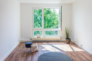 Wohnung zur Miete 351 € 3 Zimmer 57,4 m² 2. Geschoss frei ab 16.03.2025 Katharinenstr. 18 Kapellenberg 812 Chemnitz 09120