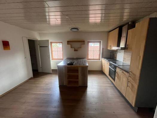 Wohnung zur Miete 650 € 3 Zimmer 92 m² Geschoss 3/3 frei ab 01.11.2026 Tann Tann 84367