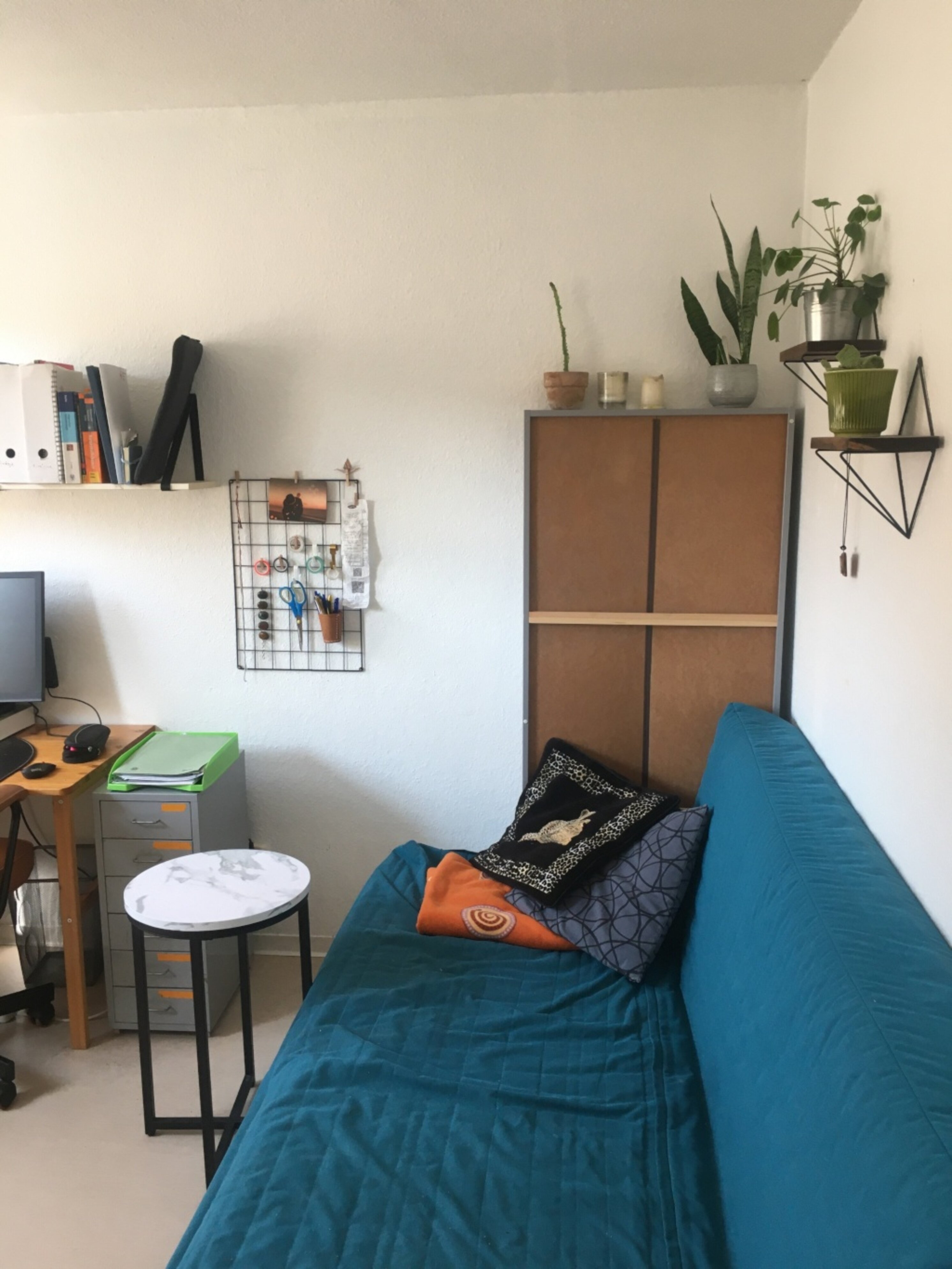 Wohnung zur Miete 350 € 1,5 Zimmer 23 m²<br/>Wohnfläche Charlottenstraße 14b Wenigenjena - Ort Jena 07749