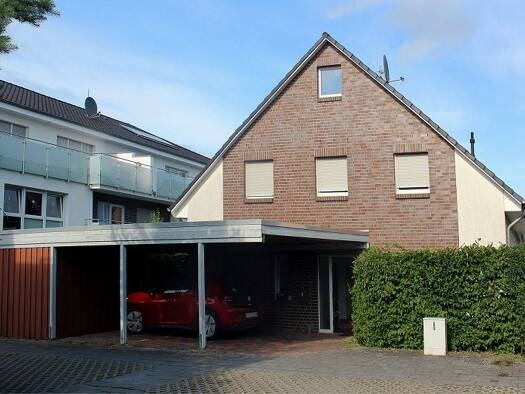 Doppelhaushälfte zum Kauf 379.000 € 4 Zimmer 132,7 m² 303,3 m² Grundstück Vechelde 38159