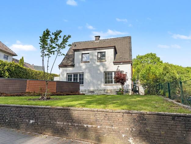 Einfamilienhaus zum Kauf 199.000 € 6 Zimmer 129,8 m² 735 m² Grundstück Stadt Ibbenbüren 49477