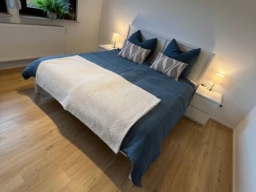 Einfamilienhaus zur Miete 1.700 € 5 Zimmer 140 m² 550 m² Grundstück frei ab sofort Leinach 97274