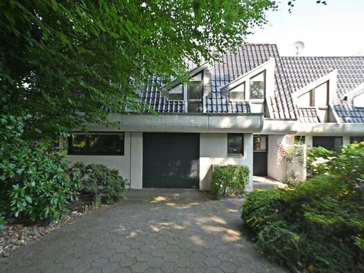 Reihenmittelhaus zum Kauf 498.000 € 10 Zimmer 170 m² 364 m² Grundstück Holthausen Mülheim 45472