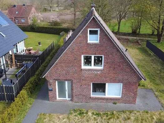 Mehrfamilienhaus zum Kauf als Kapitalanlage geeignet 259.000 € 7 Zimmer 175 m² 956 m² Grundstück Sandhorst Aurich 26607