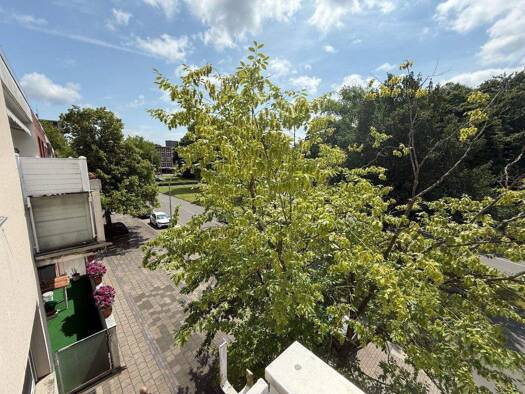 Wohnung zum Kauf 165.000 € 3 Zimmer 92 m² 2. Geschoss Heppens Wilhelmshaven 26384