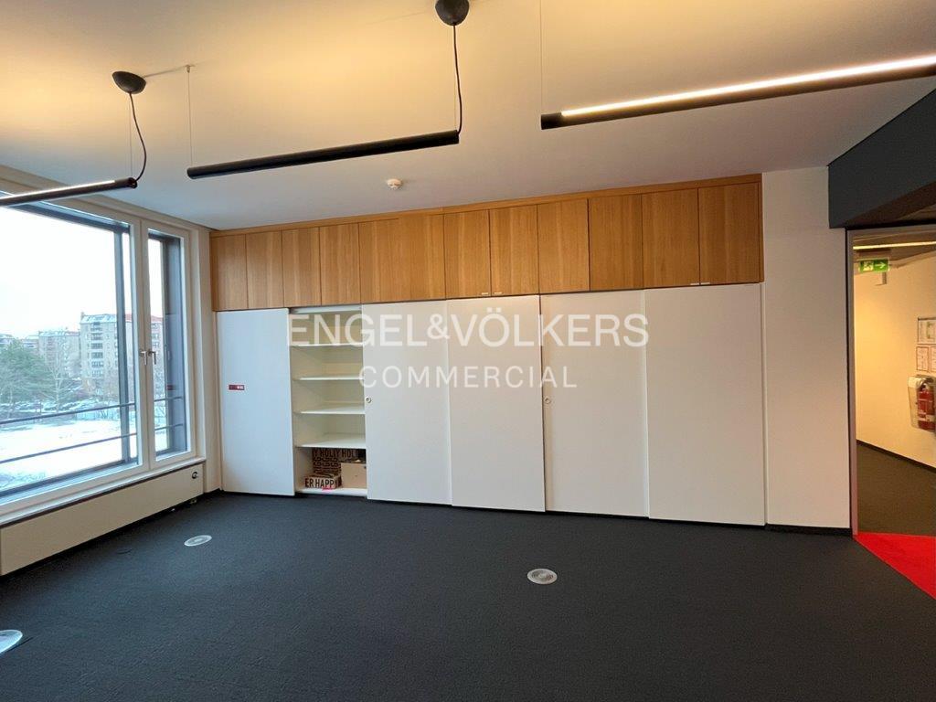 Büro-/Praxisfläche zur Miete 33 € 330 m²<br/>Bürofläche ab 330 m²<br/>Teilbarkeit Mitte Berlin 10117