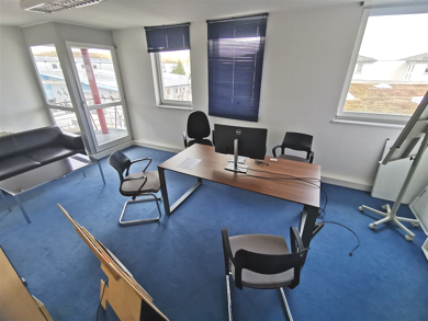 Bürofläche zur Miete 688 € 3 Zimmer 86 m² Bürofläche Welschingen Engen , Hegau 78234