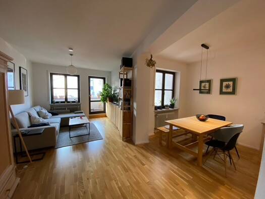 Wohnung zur Miete 1.000 € 2,5 Zimmer 73 m² Geschoss 1/4 frei ab sofort Innenstadt Augsburg 86152