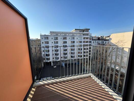Wohnung zur Miete 1.008 € 1 Zimmer 31,6 m² 5. Geschoss Urbanstraße 96 Kreuzberg Friedrichshain-Kreuzberg 10967