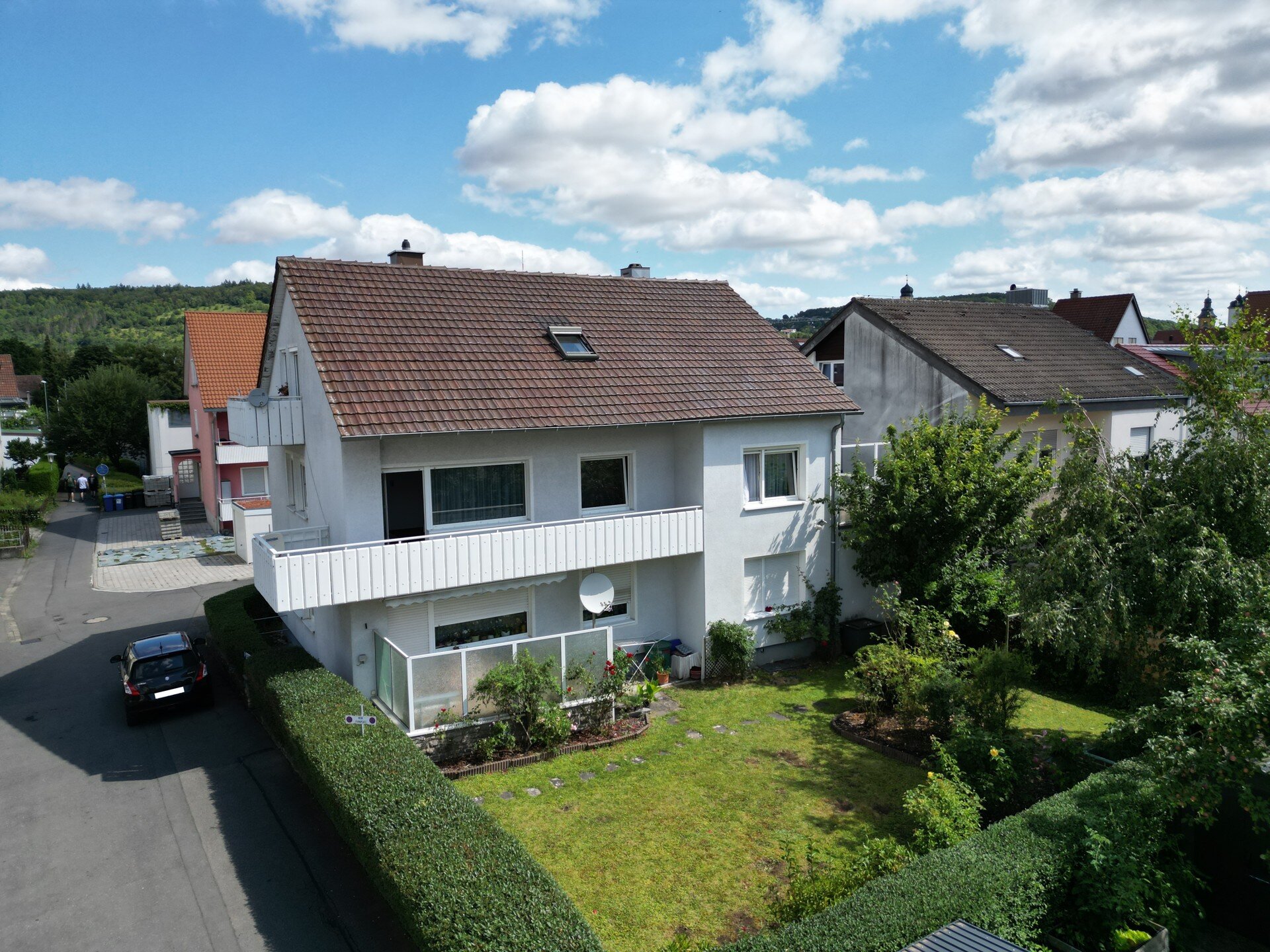 Mehrfamilienhaus zum Kauf 435.000 € 10 Zimmer 223 m²<br/>Wohnfläche 400 m²<br/>Grundstück Bad Mergentheim Bad Mergentheim 97980