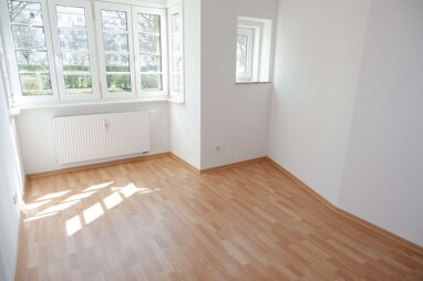 Wohnung zur Miete 250 € 2 Zimmer 40 m² frei ab 01.08.2024 Heimgarten 110 Gablenz 244 Chemnitz 09127