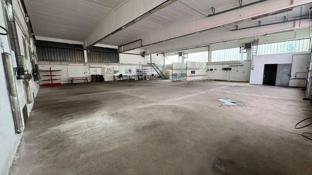 Halle/Industriefläche zur Miete 2.860 € 650 m² Lagerfläche teilbar von 50 m² bis 400 m² Jahnstraße 15 Altenstadt Altenstadt a.d.Waldnaab 92665