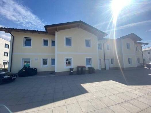 Wohnung zur Miete 737 € 4 Zimmer 70,7 m² Mauerkirchen 5270