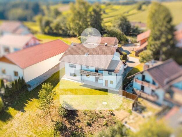 Einfamilienhaus zum Kauf 249.000 € 8 Zimmer 175 m² 1.951 m² Grundstück Großmeicking Außernzell 94532