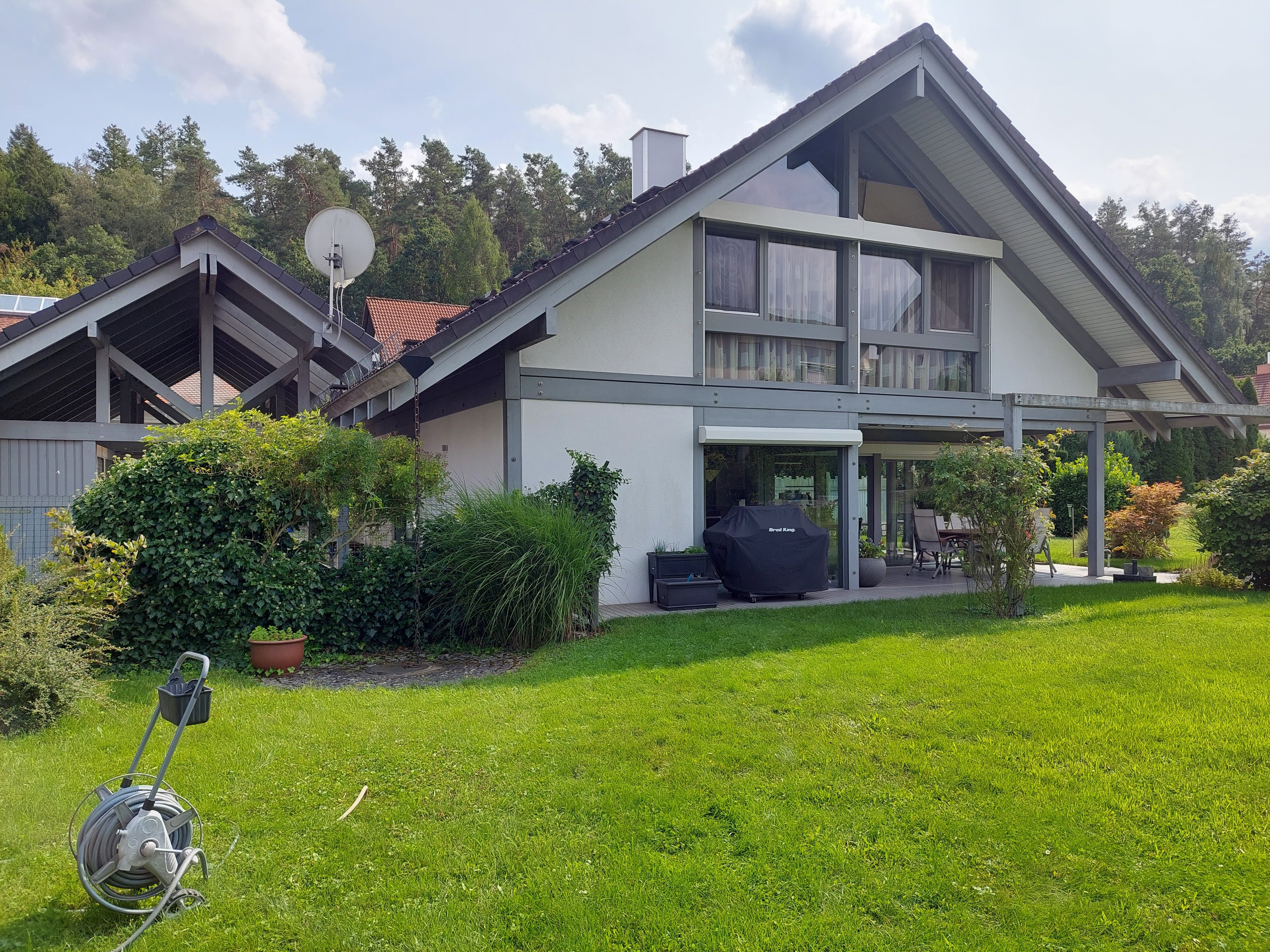 Einfamilienhaus zum Kauf 1.050.000 € 6 Zimmer 250 m²<br/>Wohnfläche 1.600 m²<br/>Grundstück Hochspeyer 67691