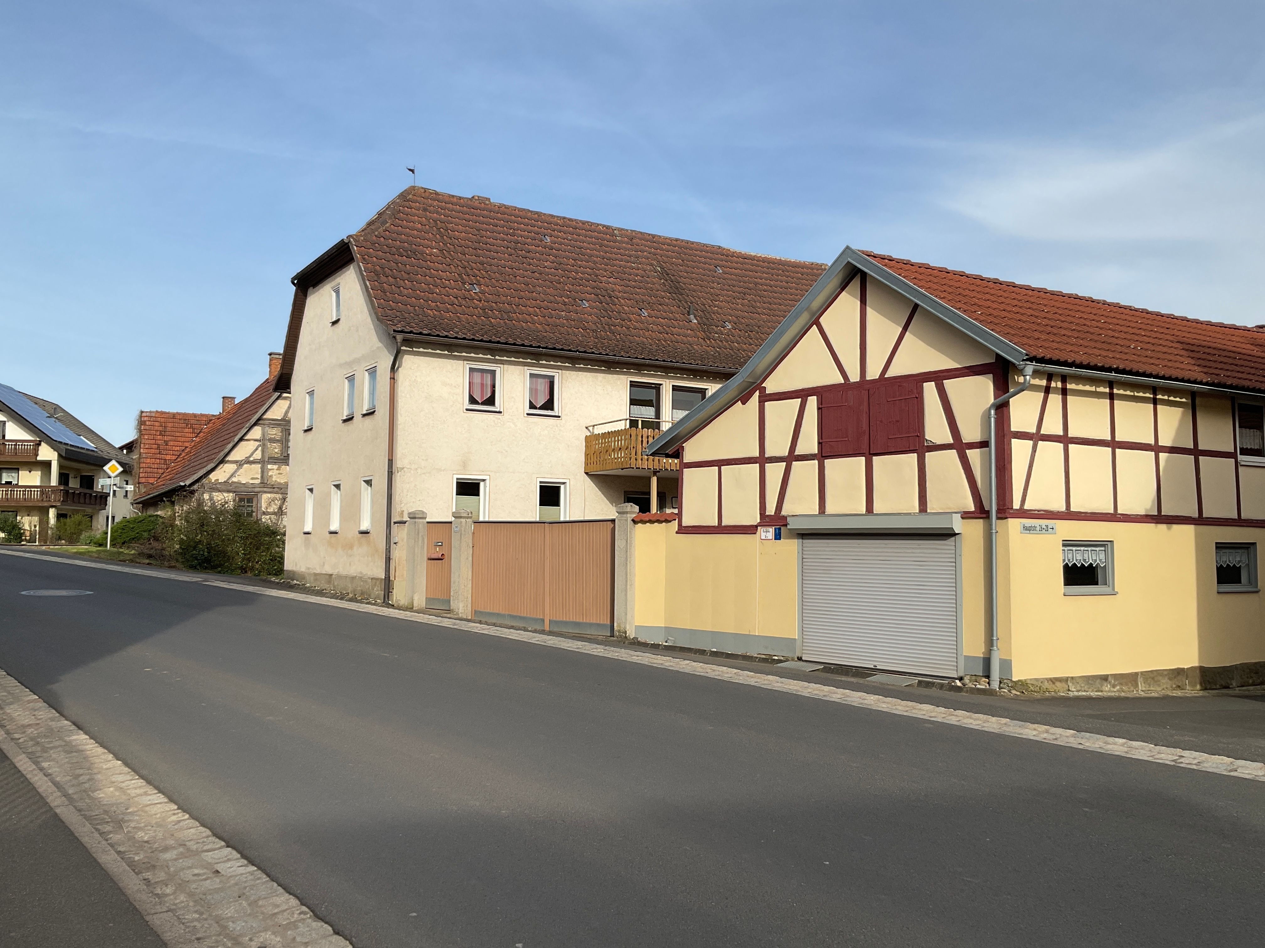 Einfamilienhaus zum Kauf 187.000 € 8 Zimmer 231,9 m²<br/>Wohnfläche 560 m²<br/>Grundstück ab sofort<br/>Verfügbarkeit Trappstadt Trappstadt 97633