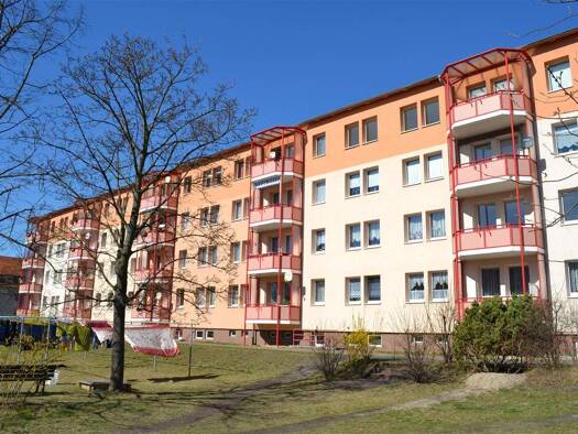 Wohnung zur Miete 245 € 2 Zimmer 47,2 m² 2. Geschoss Schillerstraße 48 Weißwasser 02943
