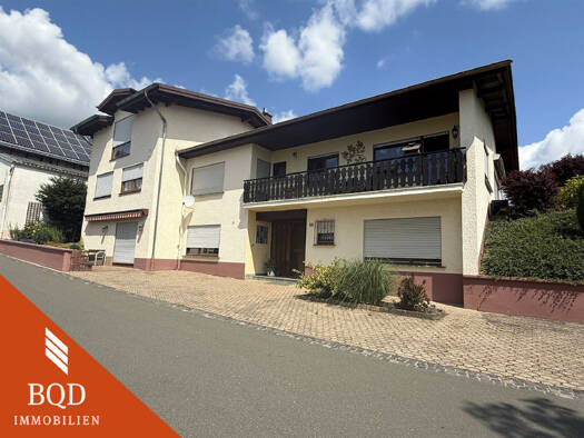 Einfamilienhaus zum Kauf 338.000 € 10 Zimmer 256 m² 685 m² Grundstück Berg 56357